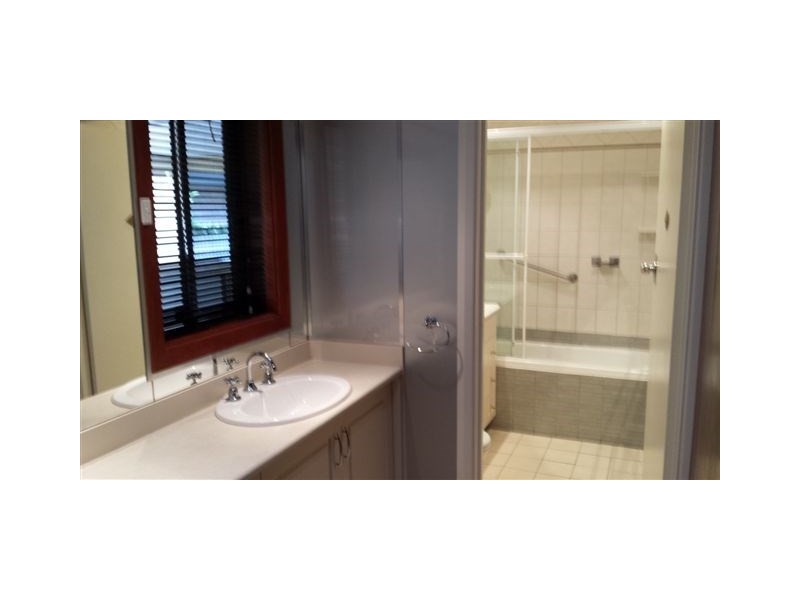 6 Grove Street, Modbury SA 5092