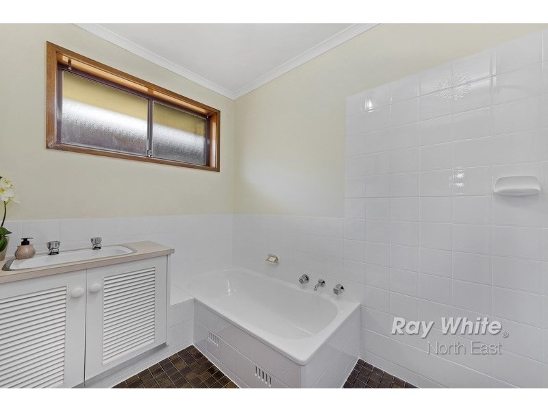 7 Gruen Court, St Agnes SA 5097