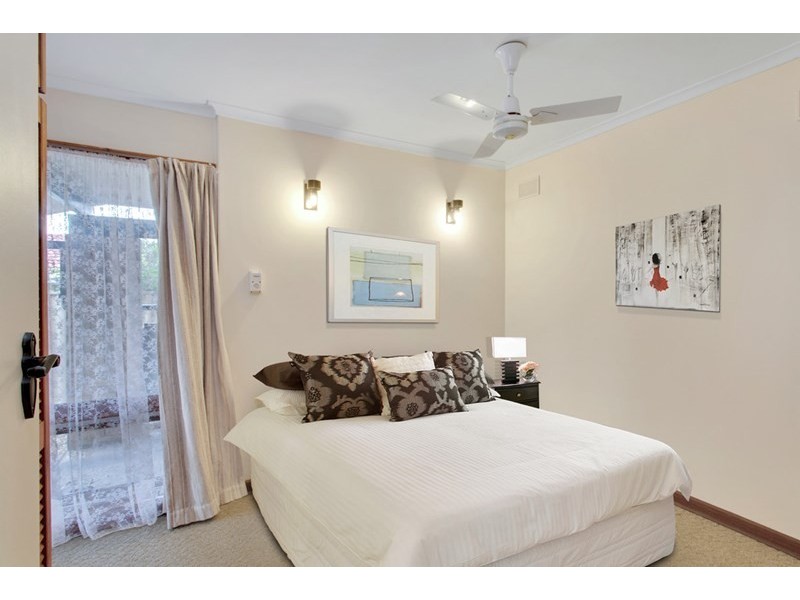 14 Jeff Street, Para Vista SA 5093