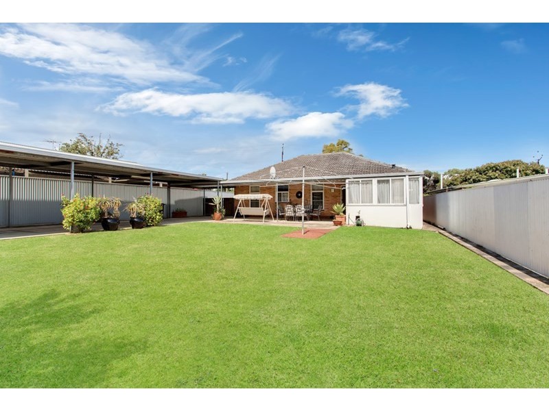 46 Pauls Drive, Valley View SA 5093