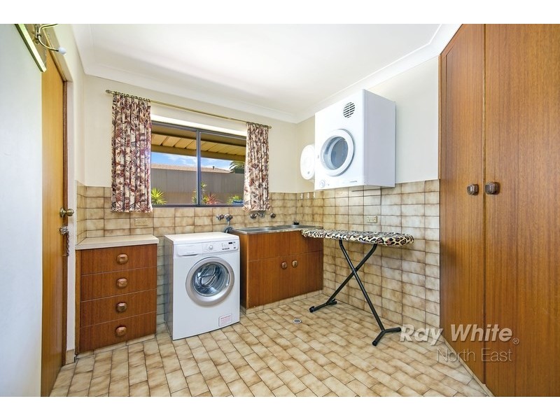 34 Gaylard Crescent, Redwood Park SA 5097