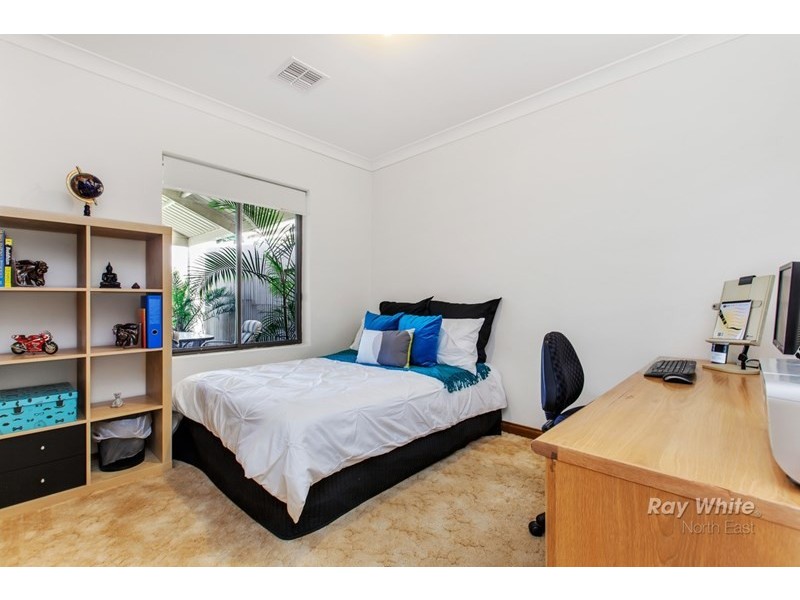 34 Gaylard Crescent, Redwood Park SA 5097