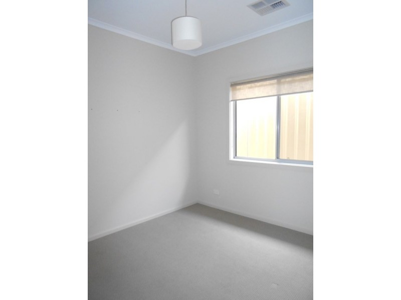 10 Catherine Place, Munno Para West SA 5115