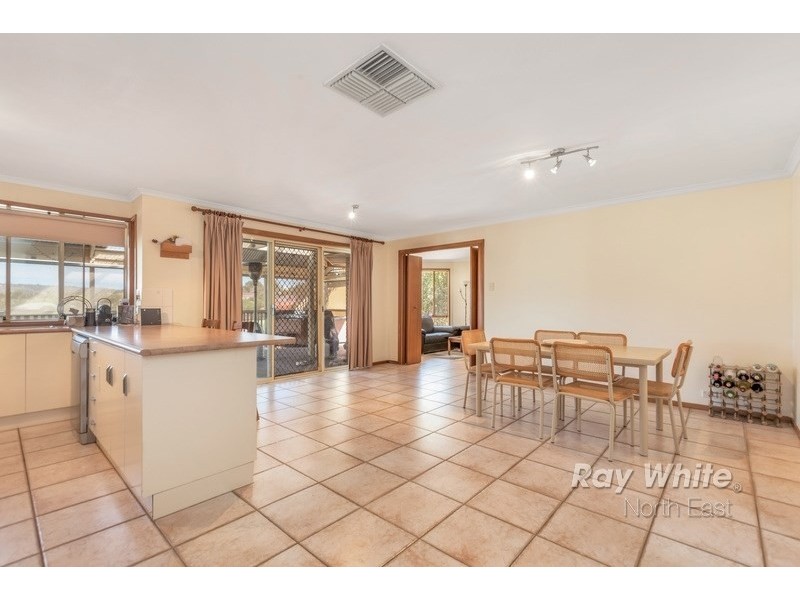 10 Lilford Court, Greenwith SA 5125