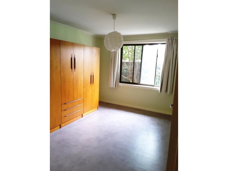 1 Lancaster Avenue, Valley View SA 5093