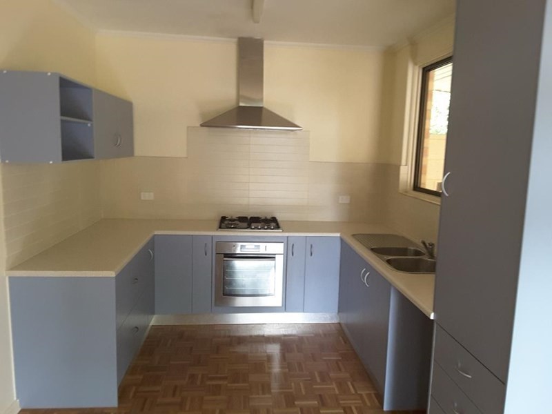 1 Lancaster Avenue, Valley View SA 5093