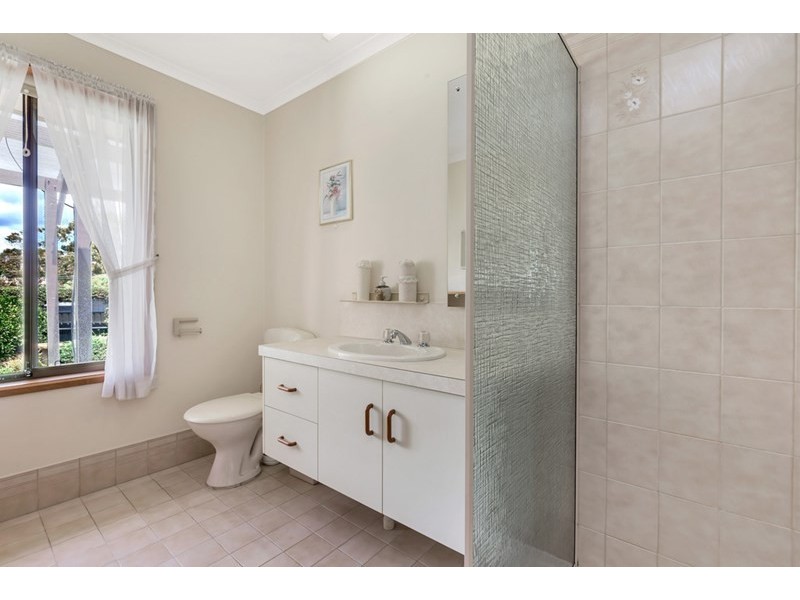 1 Victor Drive, Valley View SA 5093