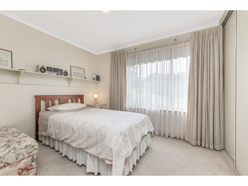 1 Victor Drive, Valley View SA 5093