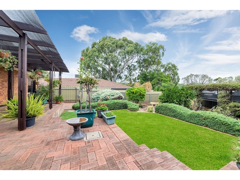 1 Victor Drive, Valley View SA 5093