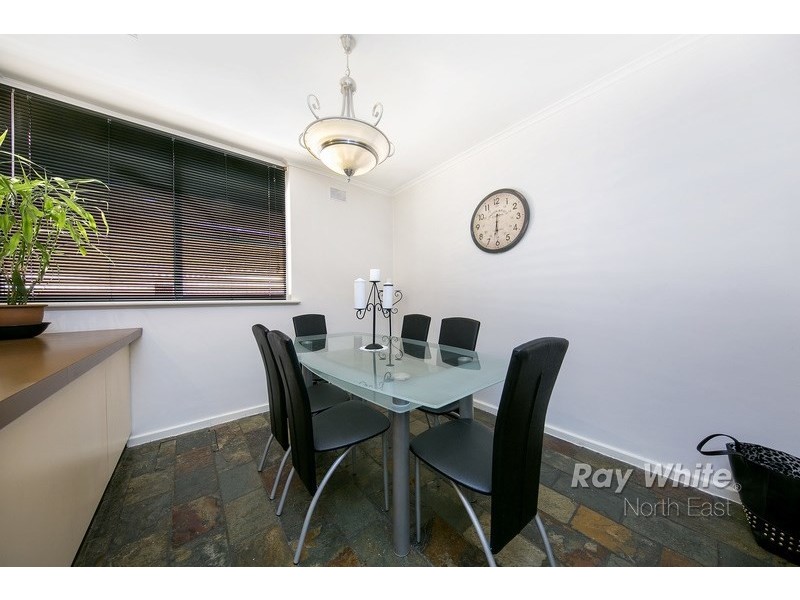 20 Down Drive, Valley View SA 5093