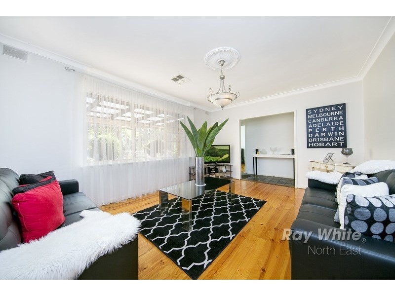 20 Down Drive, Valley View SA 5093