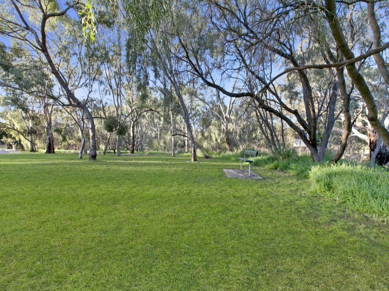 20 Down Drive, Valley View SA 5093