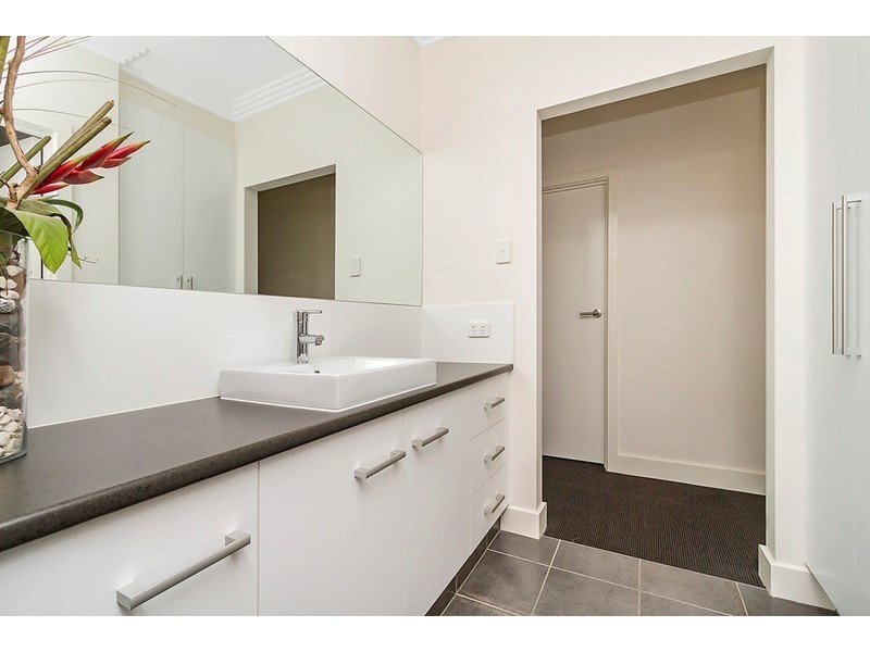 21 Kotara Drive, Salisbury Heights SA 5109