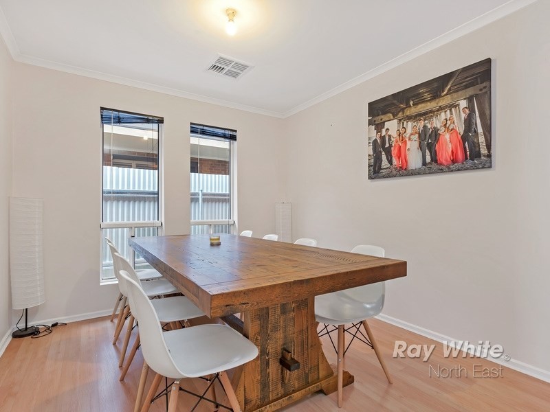 16 Leeds Avenue, Hope Valley SA 5090