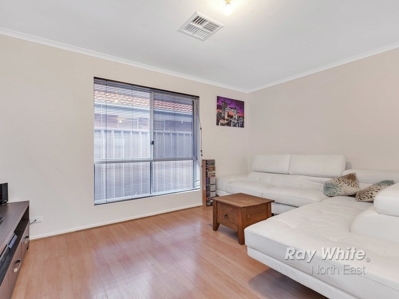 16 Leeds Avenue, Hope Valley SA 5090