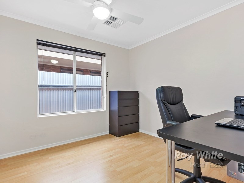 16 Leeds Avenue, Hope Valley SA 5090