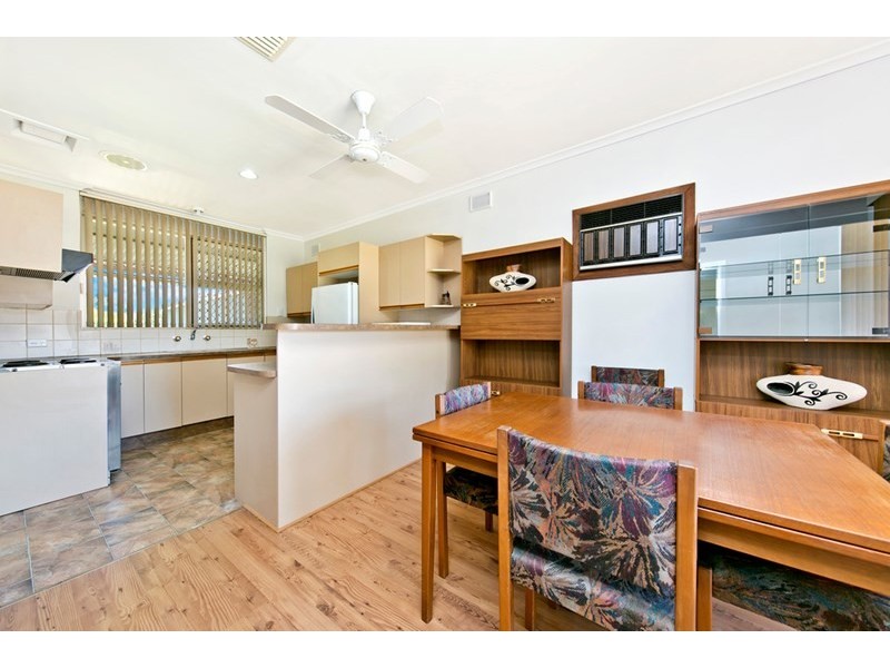 27 Pauls Drive, Valley View SA 5093