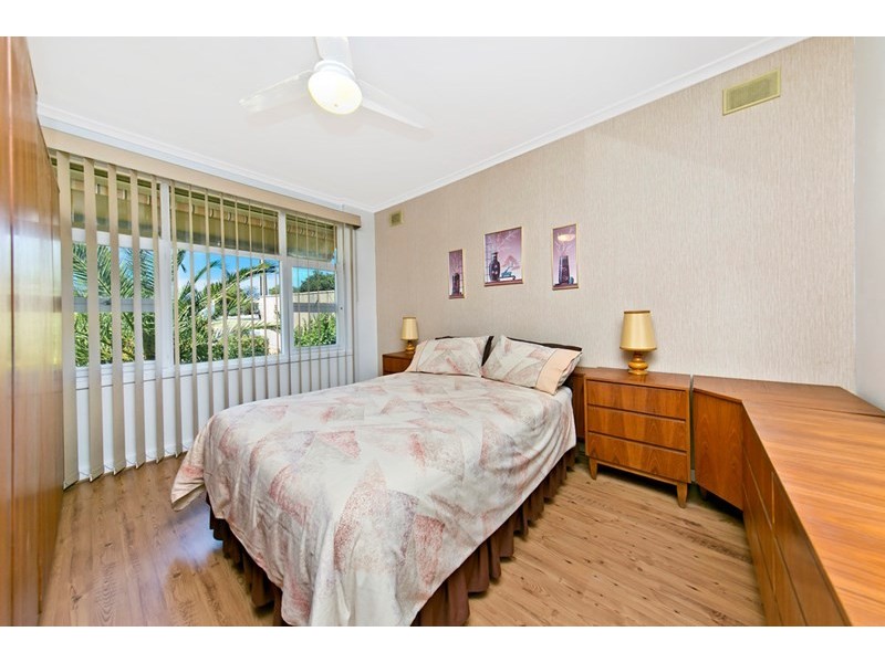 27 Pauls Drive, Valley View SA 5093
