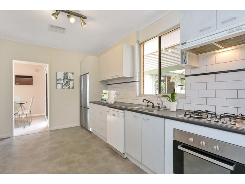 53 Salisbury Avenue, Valley View SA 5093