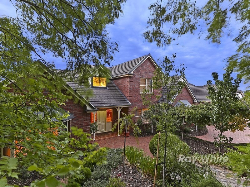 10 McIntosh Court, Wynn Vale SA 5127