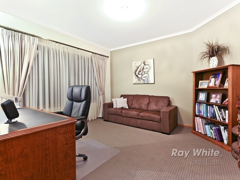 10 McIntosh Court, Wynn Vale SA 5127