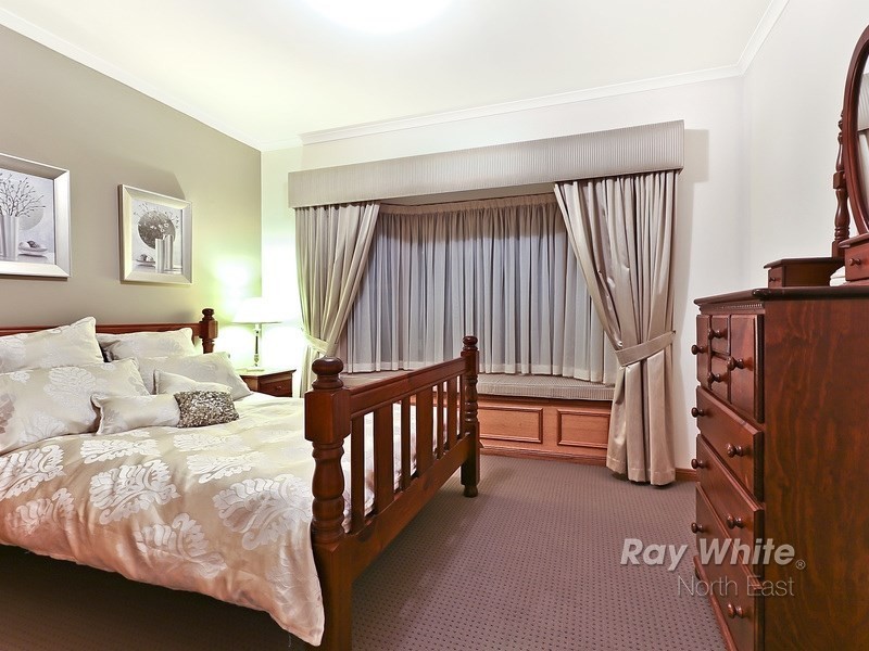 10 McIntosh Court, Wynn Vale SA 5127