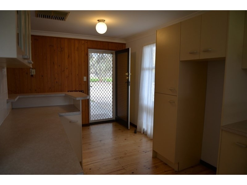 16 Hendrix Crescent, Paralowie SA 5108