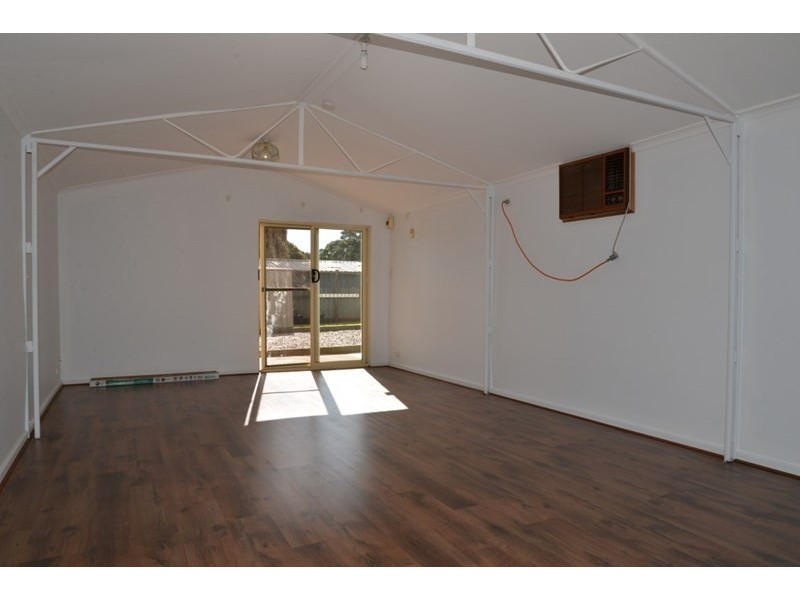 16 Hendrix Crescent, Paralowie SA 5108