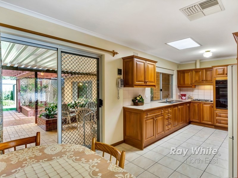 10 Shirley Avenue, Parafield Gardens SA 5107