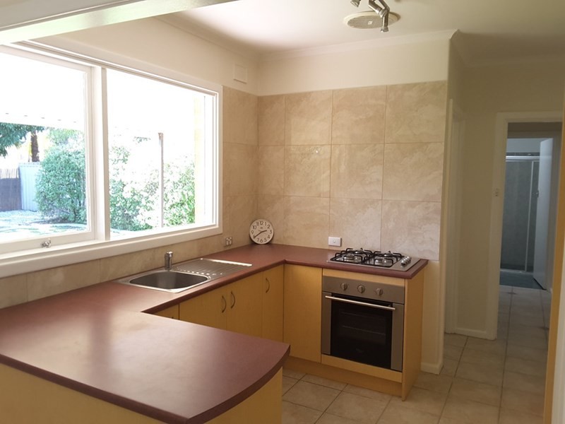 10 Avis Court, Valley View SA 5093