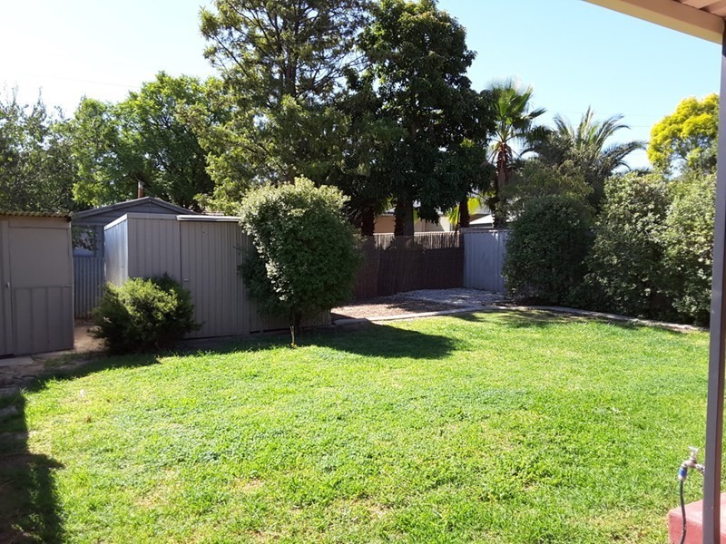 10 Avis Court, Valley View SA 5093