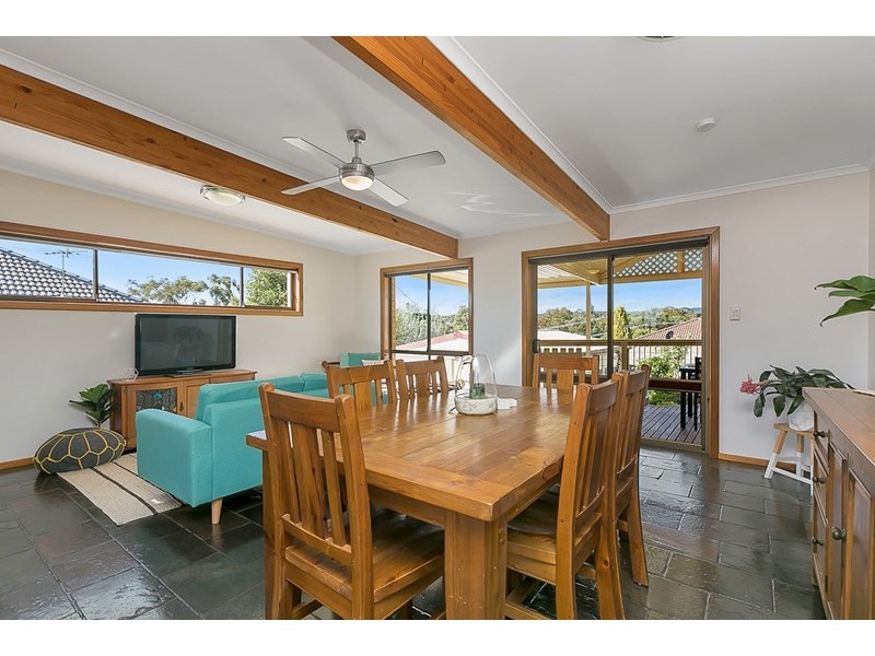 44 Rutherglen Avenue, Valley View SA 5093