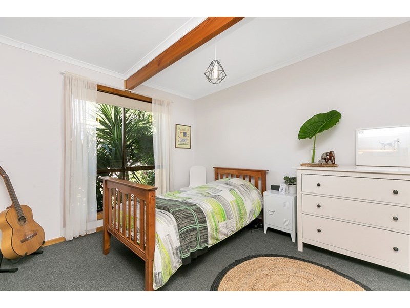 44 Rutherglen Avenue, Valley View SA 5093