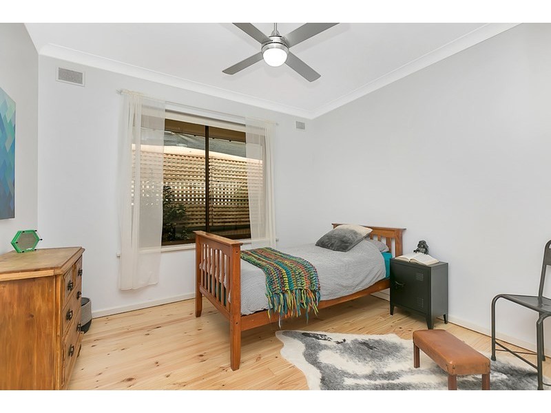 44 Rutherglen Avenue, Valley View SA 5093