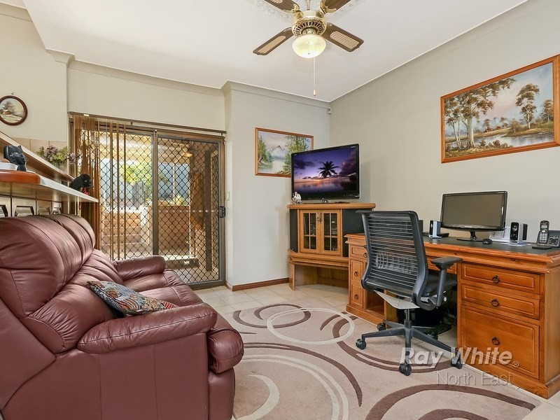 38 Gaylard Crescent, Redwood Park SA 5097