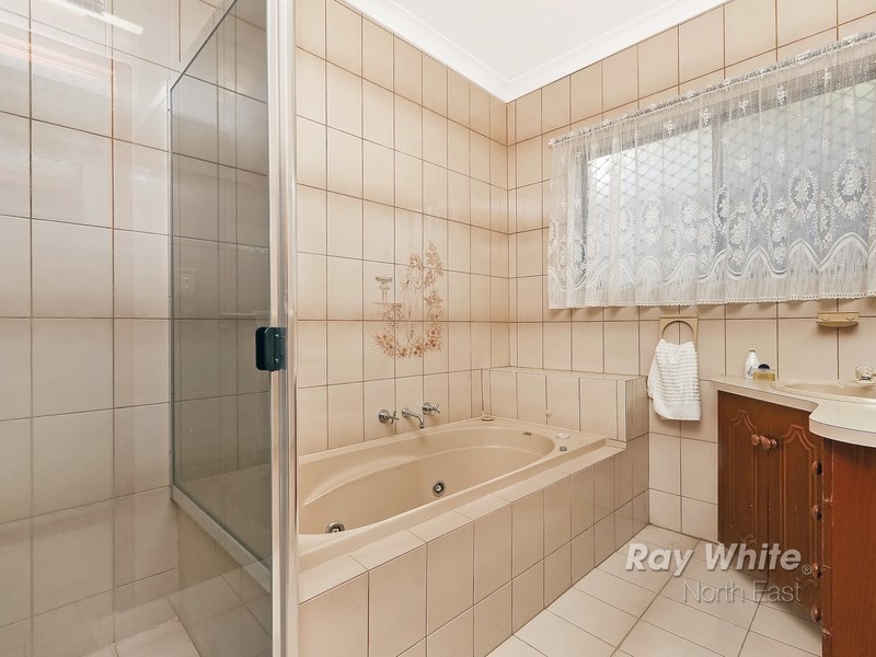 38 Gaylard Crescent, Redwood Park SA 5097