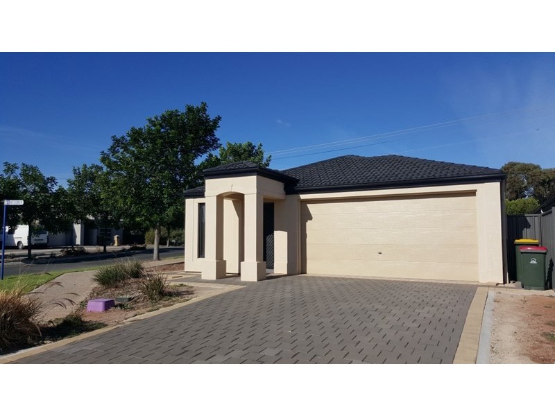97 WATTLEBIRD Drive, Burton SA 5110