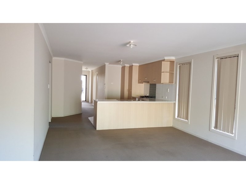 97 WATTLEBIRD Drive, Burton SA 5110