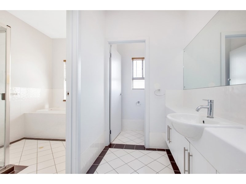 1 Caradoc Court, Golden Grove SA 5125