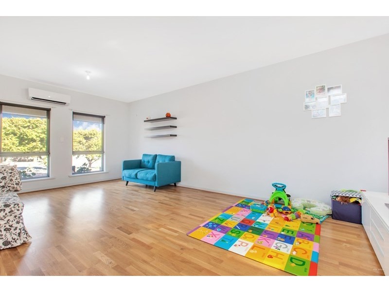 1 Caradoc Court, Golden Grove SA 5125