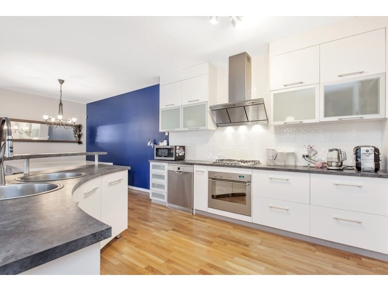 1 Caradoc Court, Golden Grove SA 5125