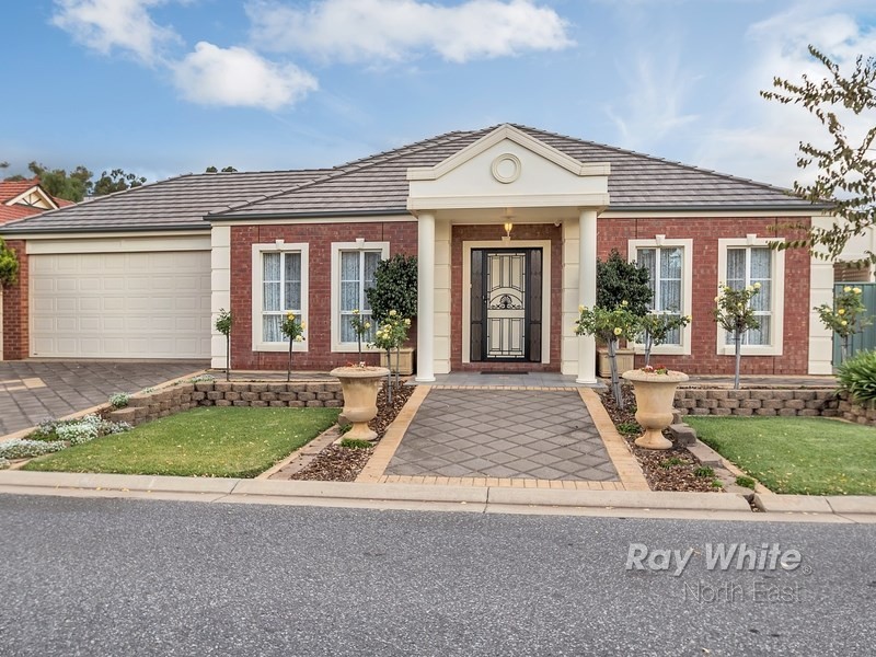 18 Sheaoak Drive, Mawson Lakes SA 5095