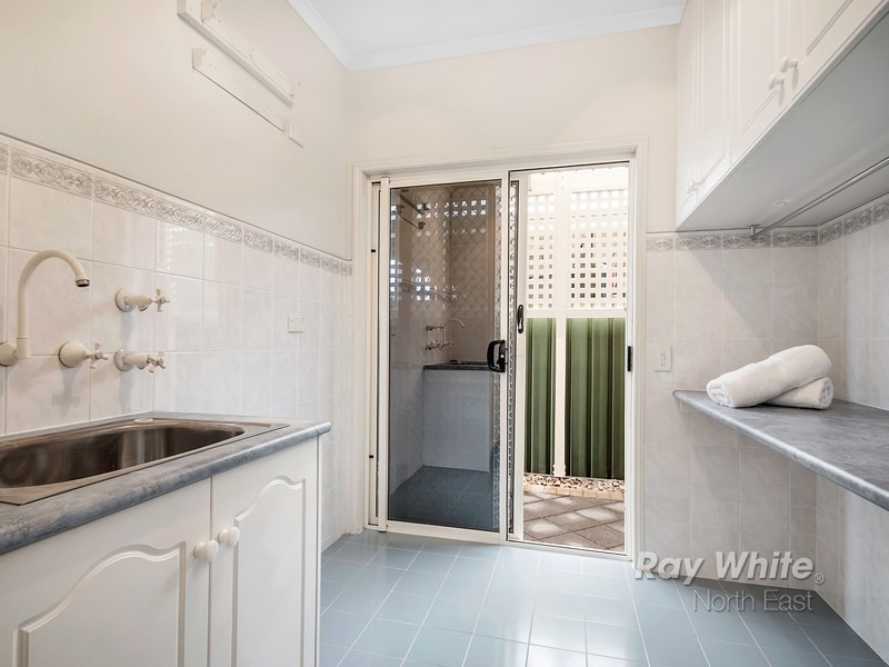 18 Sheaoak Drive, Mawson Lakes SA 5095