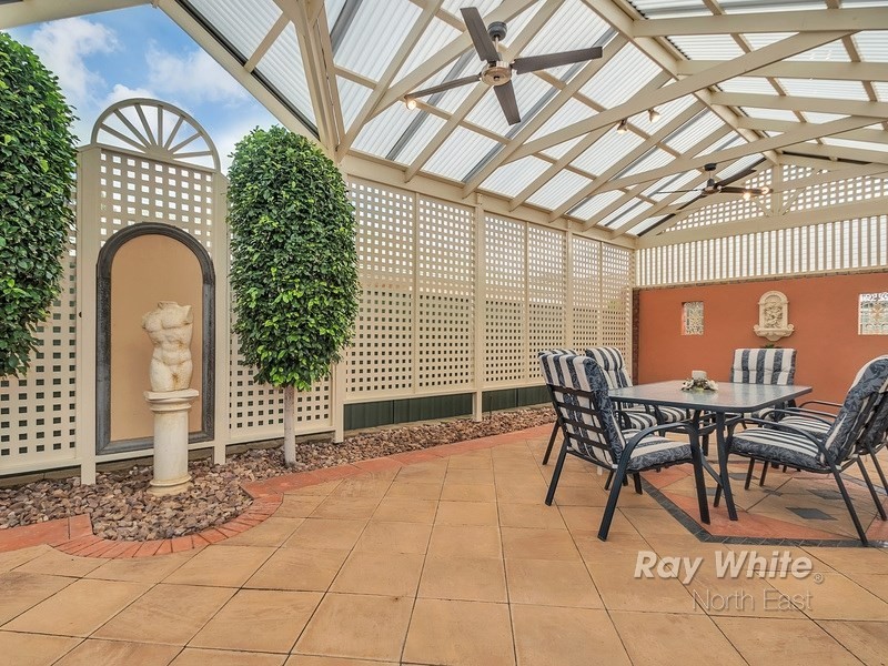 18 Sheaoak Drive, Mawson Lakes SA 5095