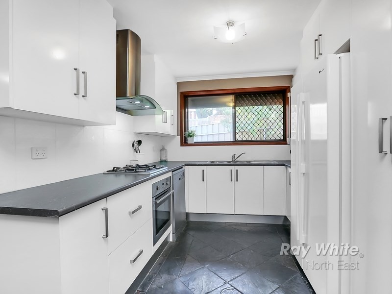 10 Lubbock Court, Wynn Vale SA 5127