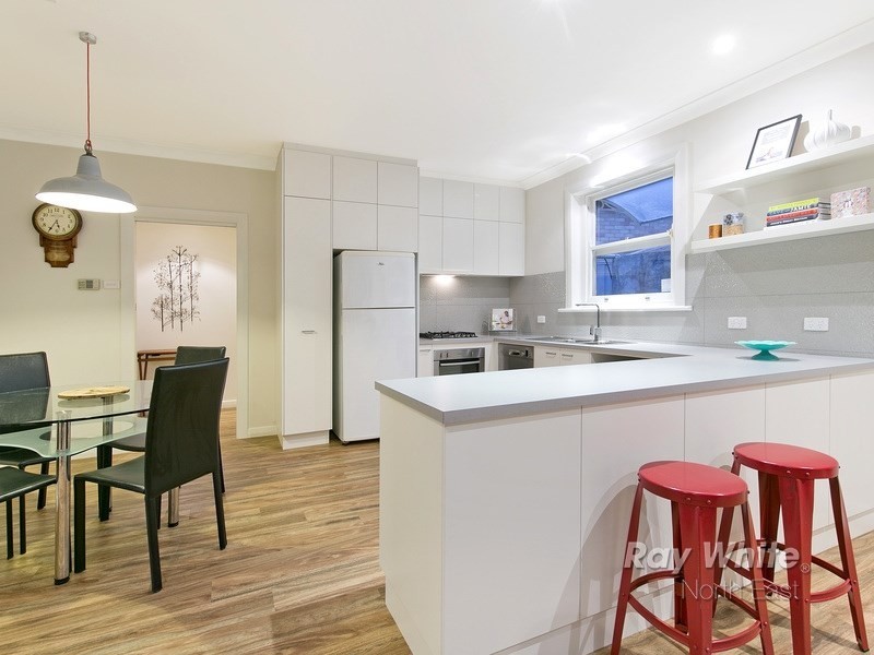 12 Lincoln Drive, Redwood Park SA 5097