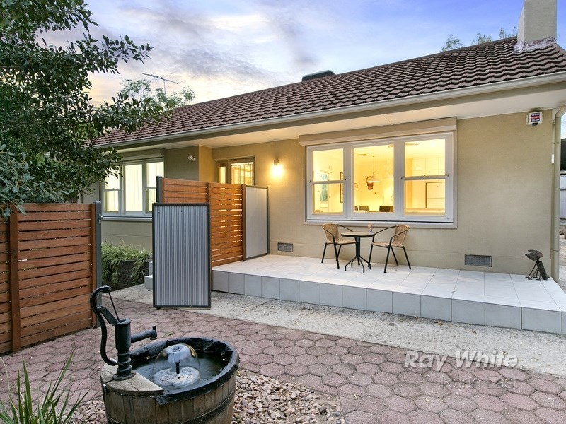 12 Lincoln Drive, Redwood Park SA 5097