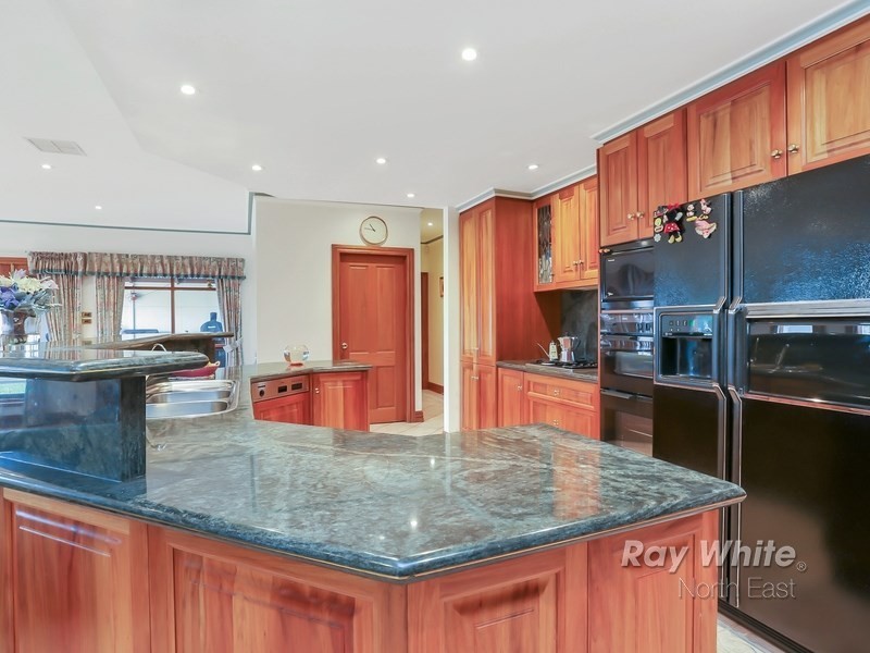 1 Aish Close, Newton SA 5074