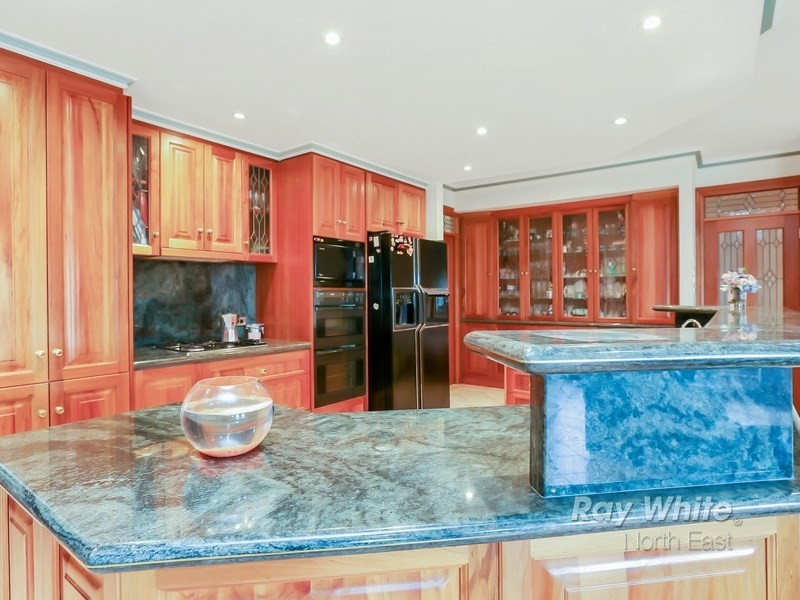 1 Aish Close, Newton SA 5074