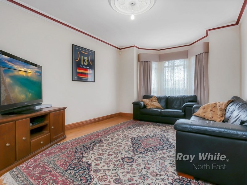 1 Aish Close, Newton SA 5074